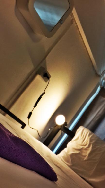 De Talak Hostel Бангкок Экстерьер фото