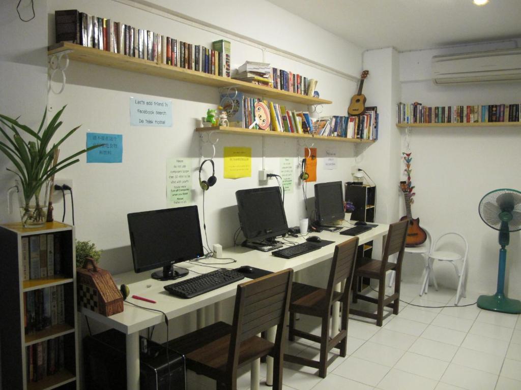 De Talak Hostel Бангкок Экстерьер фото