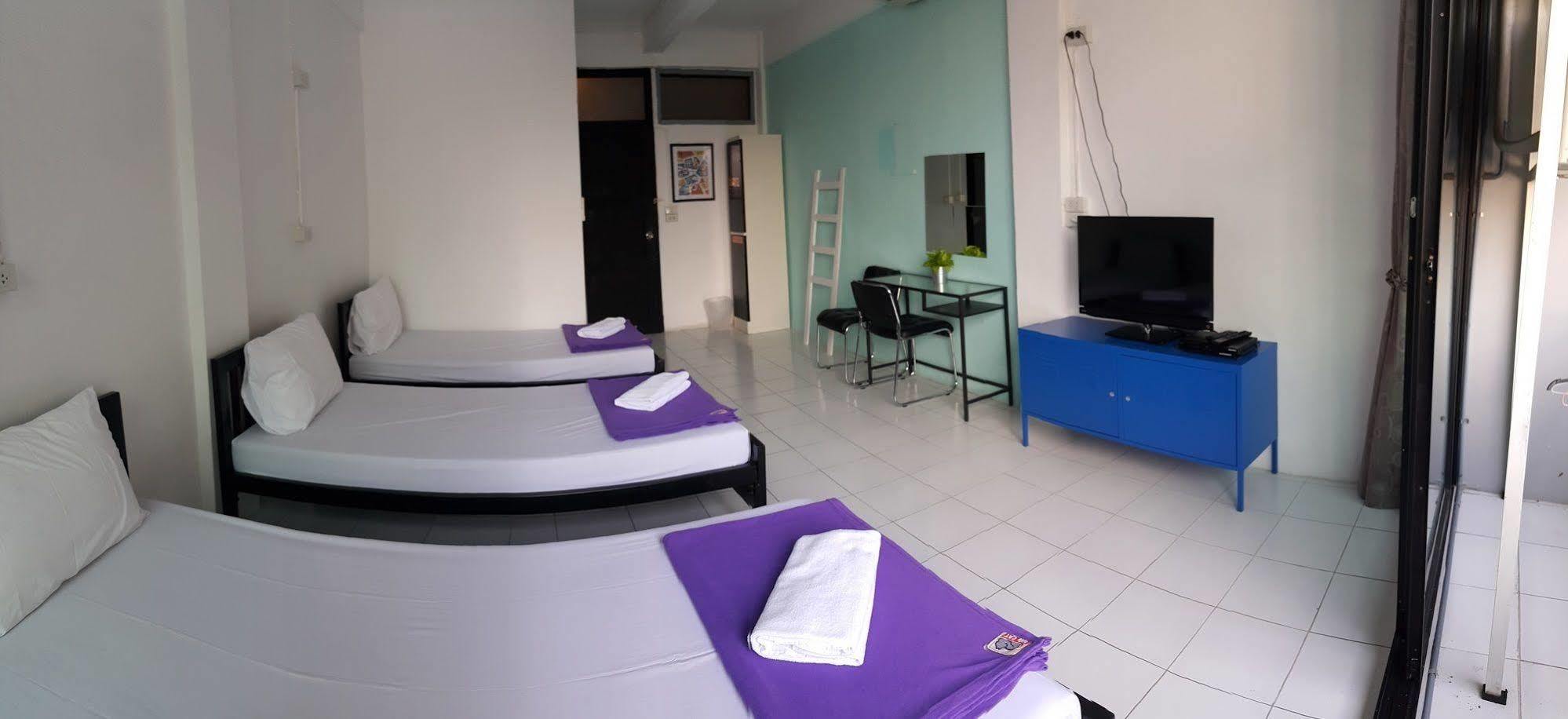 De Talak Hostel Бангкок Экстерьер фото