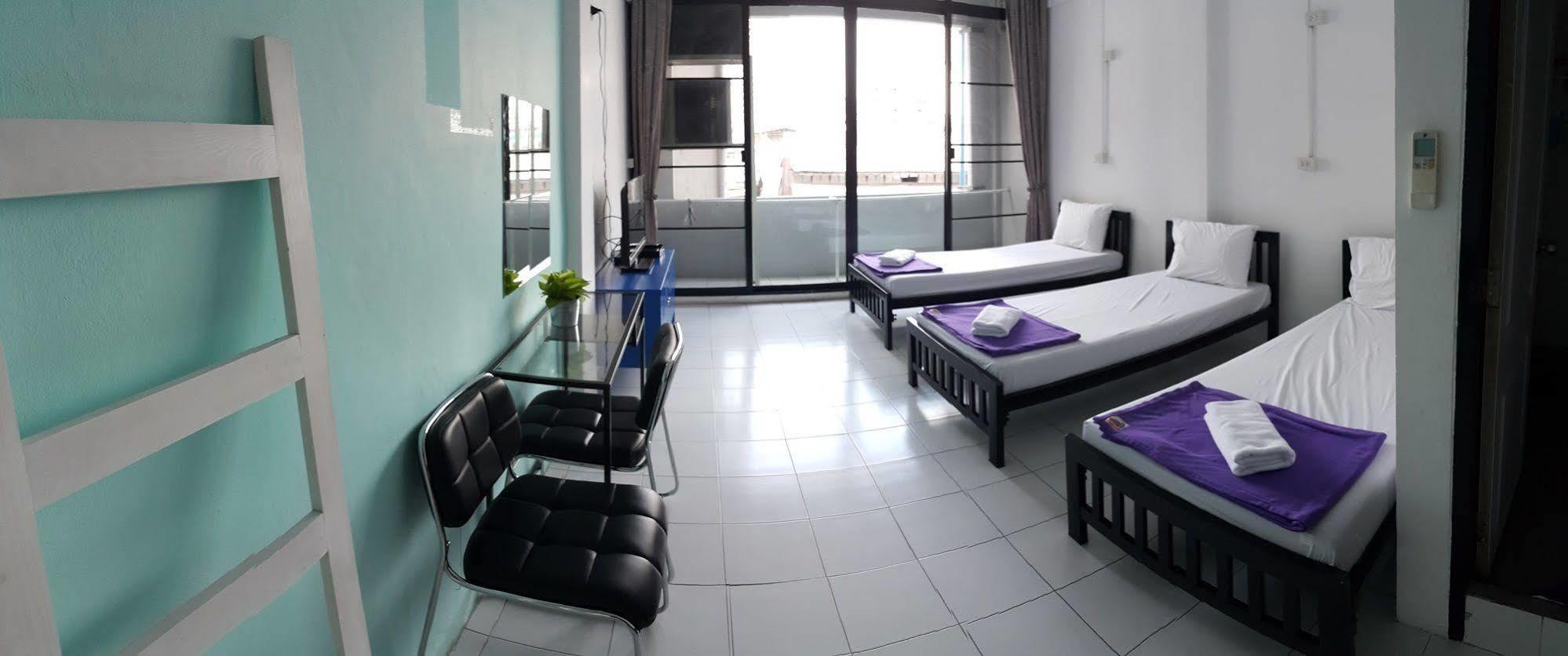 De Talak Hostel Бангкок Экстерьер фото